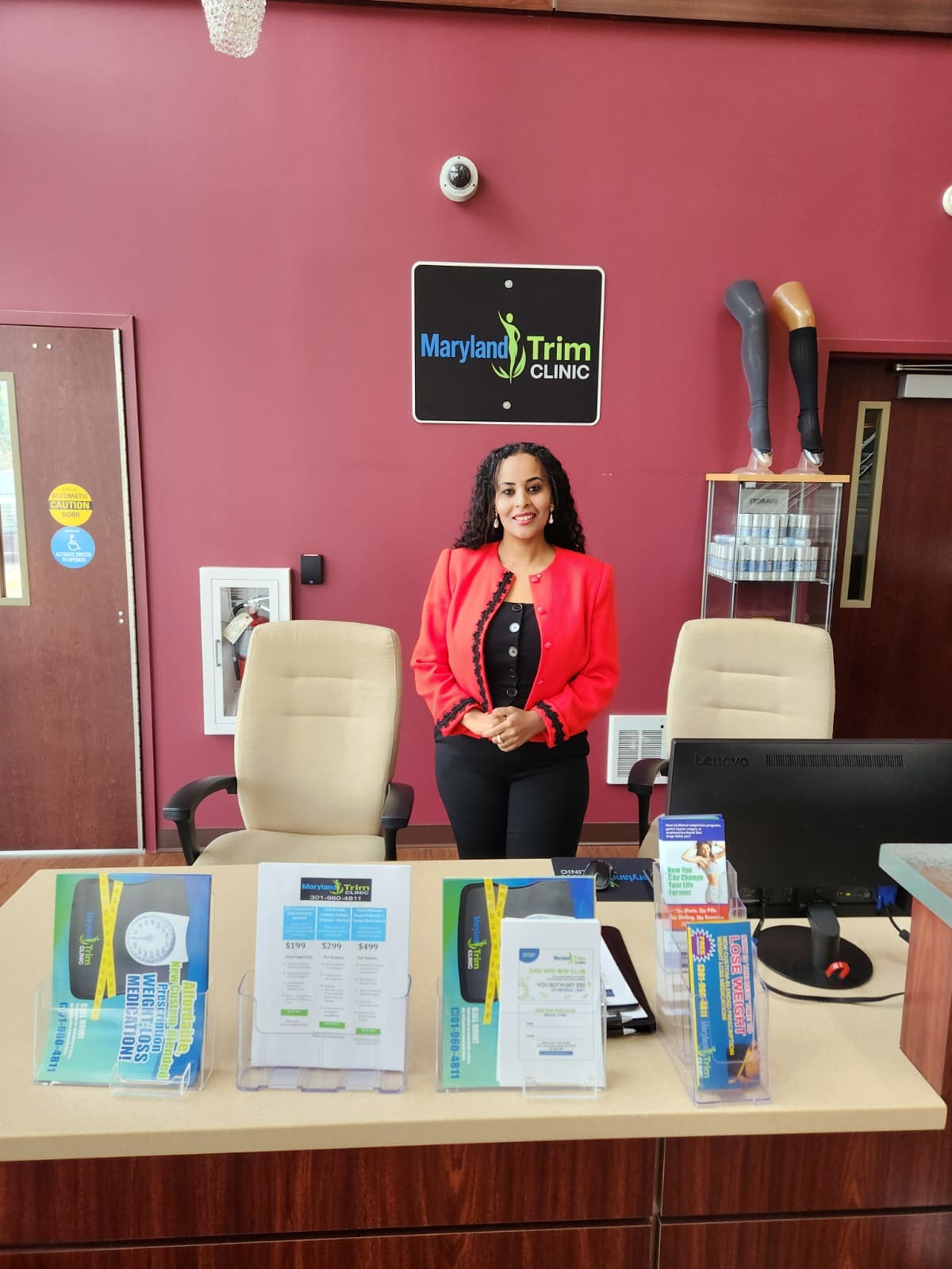 Patient consultation at Maryland Trim Clinic